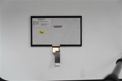 Dokáže 2,4-palcový námorný TFT LCD panel zobraziť 3D obsah?